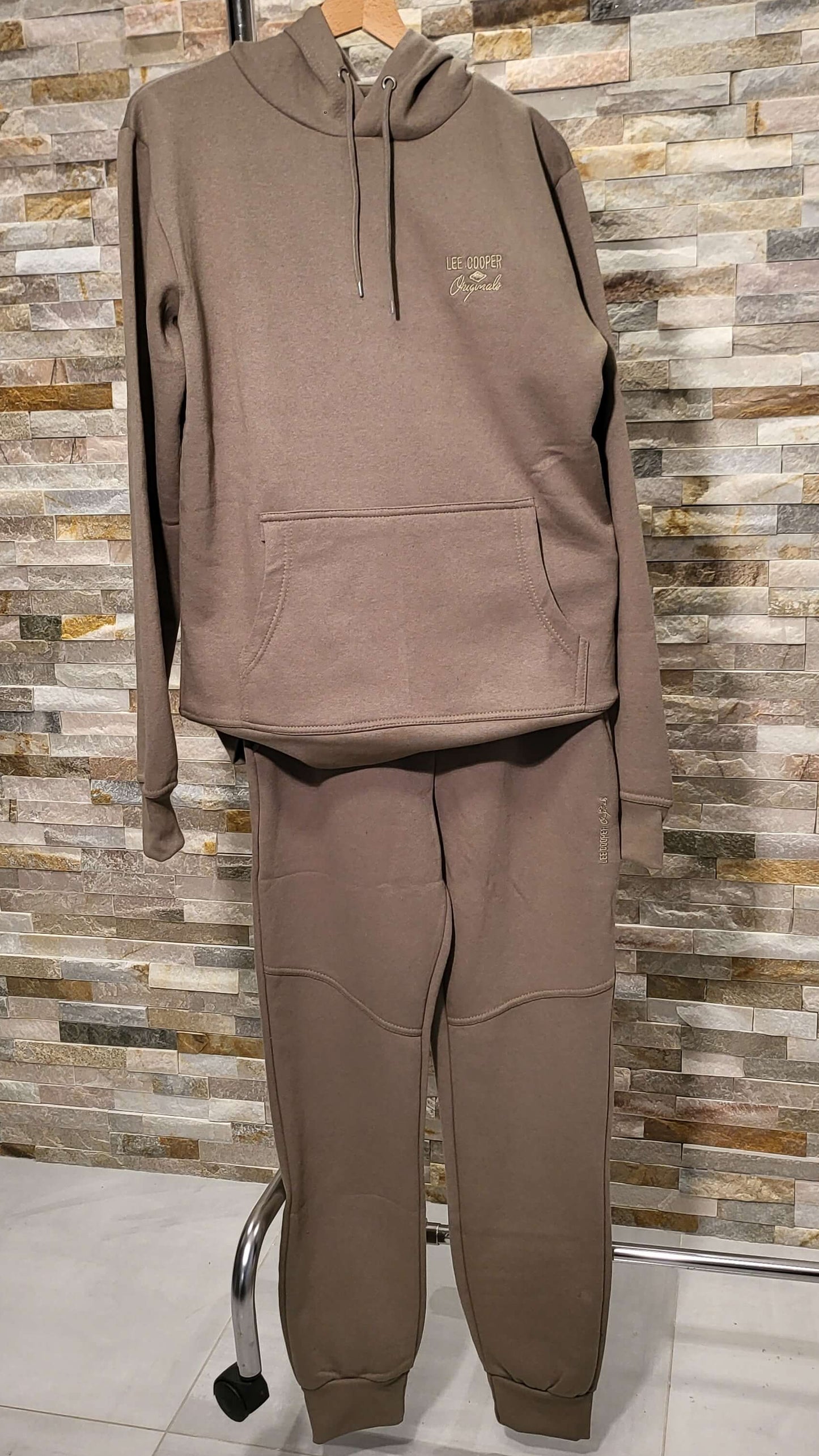 Ensemble 2 Pièces LEE COOPER Vert Sauge - Pull à Capuche & Pantalon Coordonné