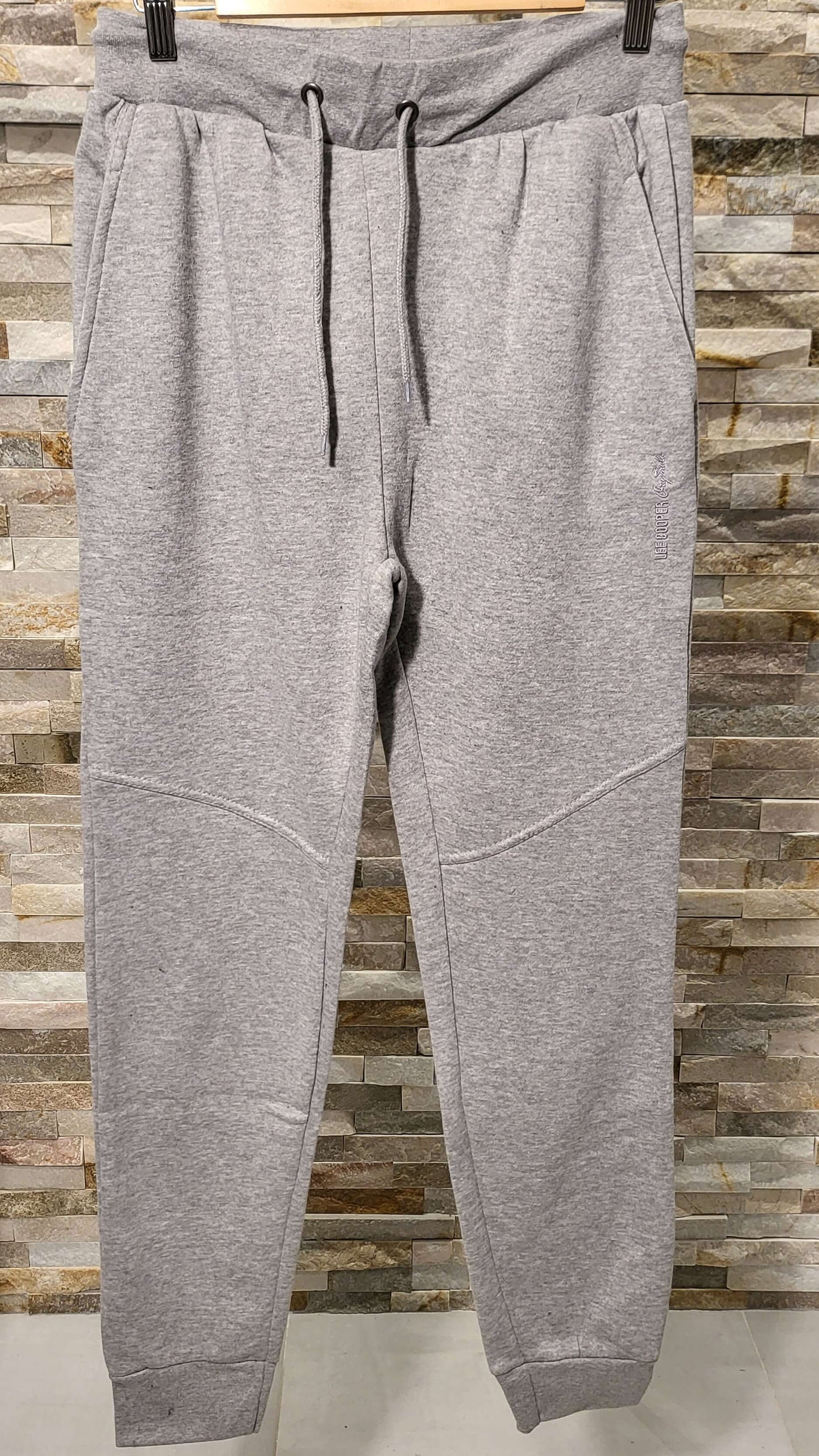 Ensemble 2 Pièces LEE COOPER Gris Perle - Pull à Capuche & Pantalon Coordonné