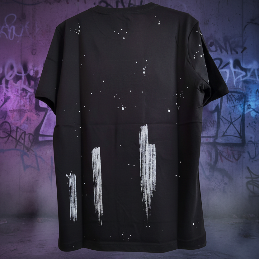 T-shirt COM-EIGHT Noir Effet Peinture Blanche